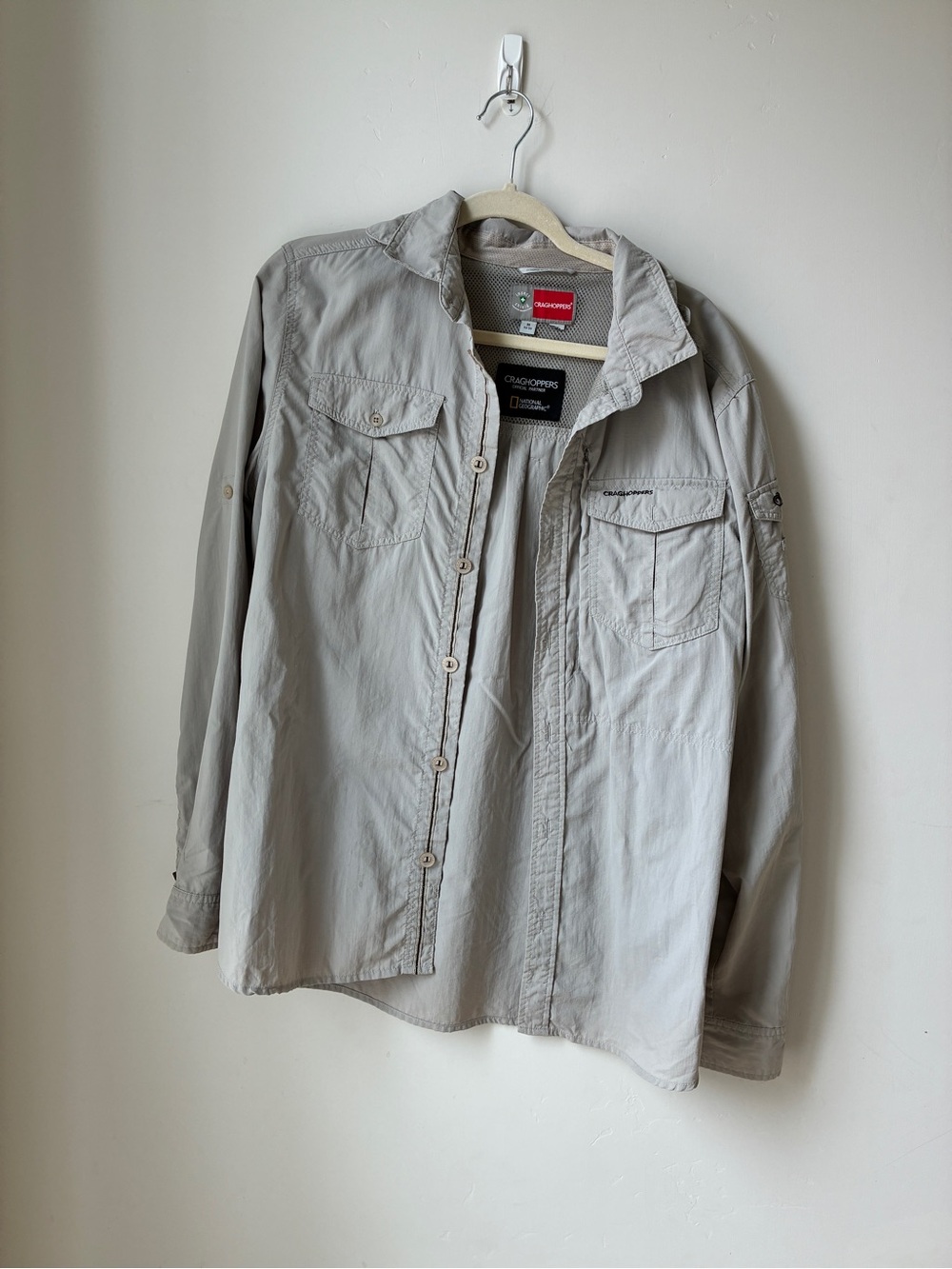 Craghoppers National Geographic Lightweight Travel Shirt - Light Khaki - Picture 2 of 5